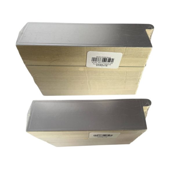 BASE RECTANGULAR PLATEADA 13X4CM PAQX100