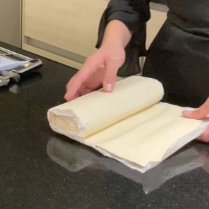 MASA DE HOJALDRE LAMINADA 1KL
