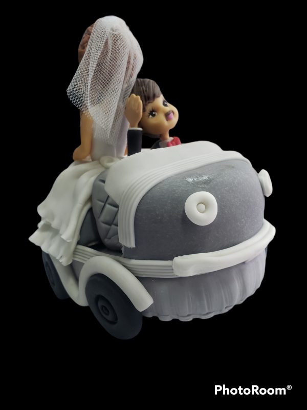 NOVIOS CARRO Y MOTOS 18.00