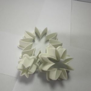 CORTADOR FLOR MARGARITA MED PLAST.