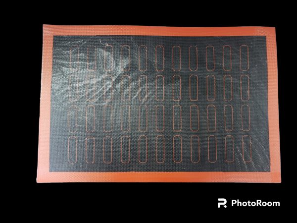 TAPETE MAT CON TEXTURA HORNEABLE FIGURA 6CM 38,5*58,8CM