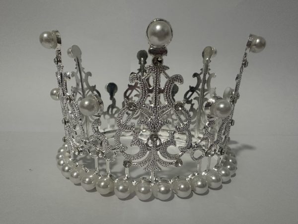 CORONA METAL PLATEADA MED 10CM DIAM X 7.5CM ALTO