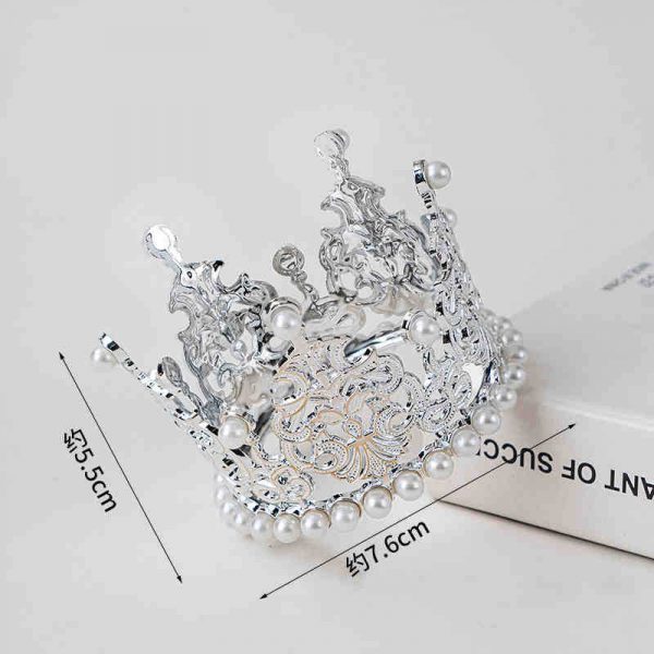 CORONA PLASTICA PEQ PLATEDA 7.6CMX5.5CM